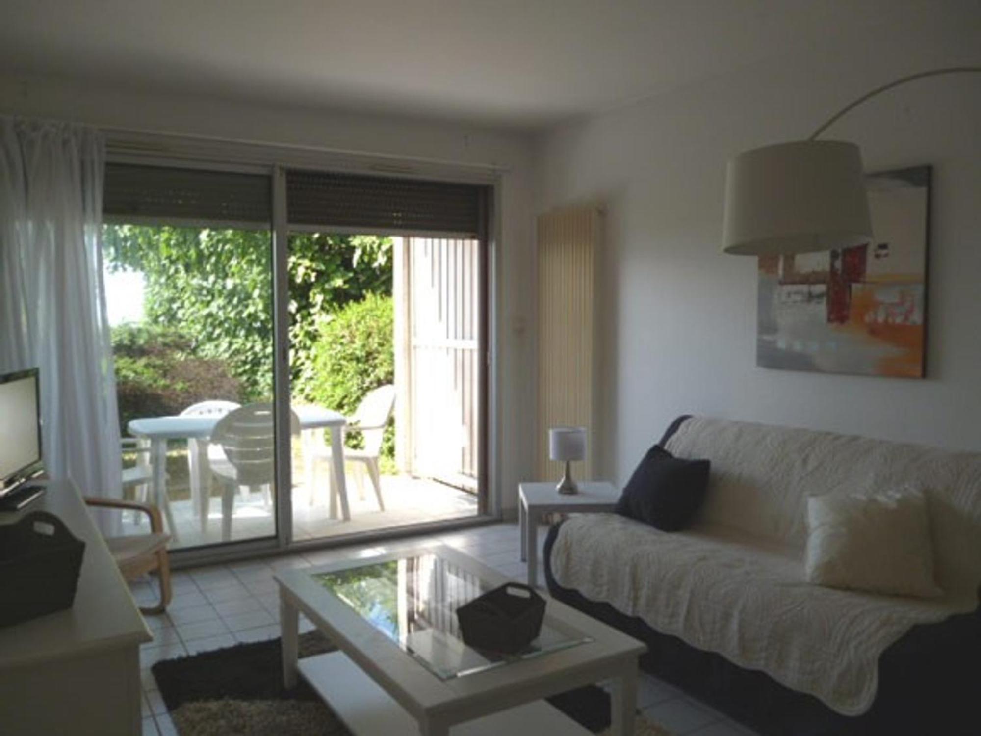 Apartment Meuble 4 Pers. Avec Terrasse Et Parking A La Rochelle - Fr-1-825-9 La Rochelle (Charente-Maritime)